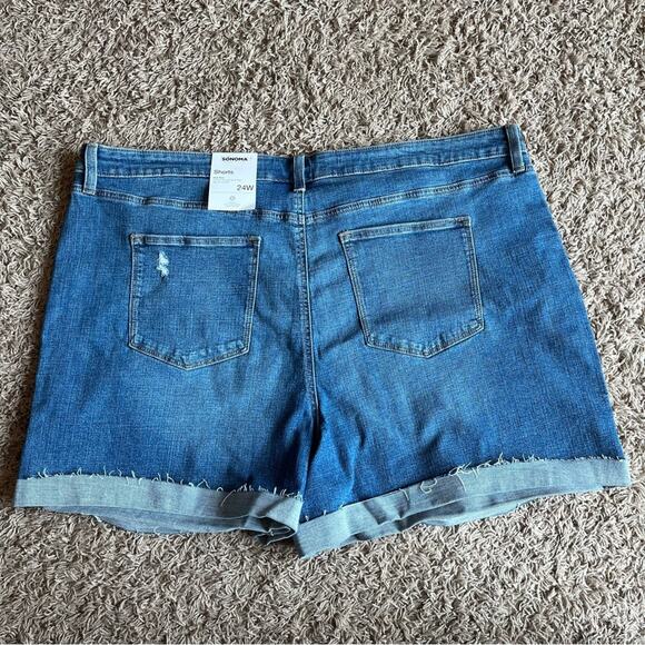 NWT! Sonoma Medium Wash Distressed High Rise Shorts Size 24W - Picture 2 of 8